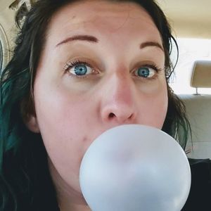 Meet your Posher, Yulese